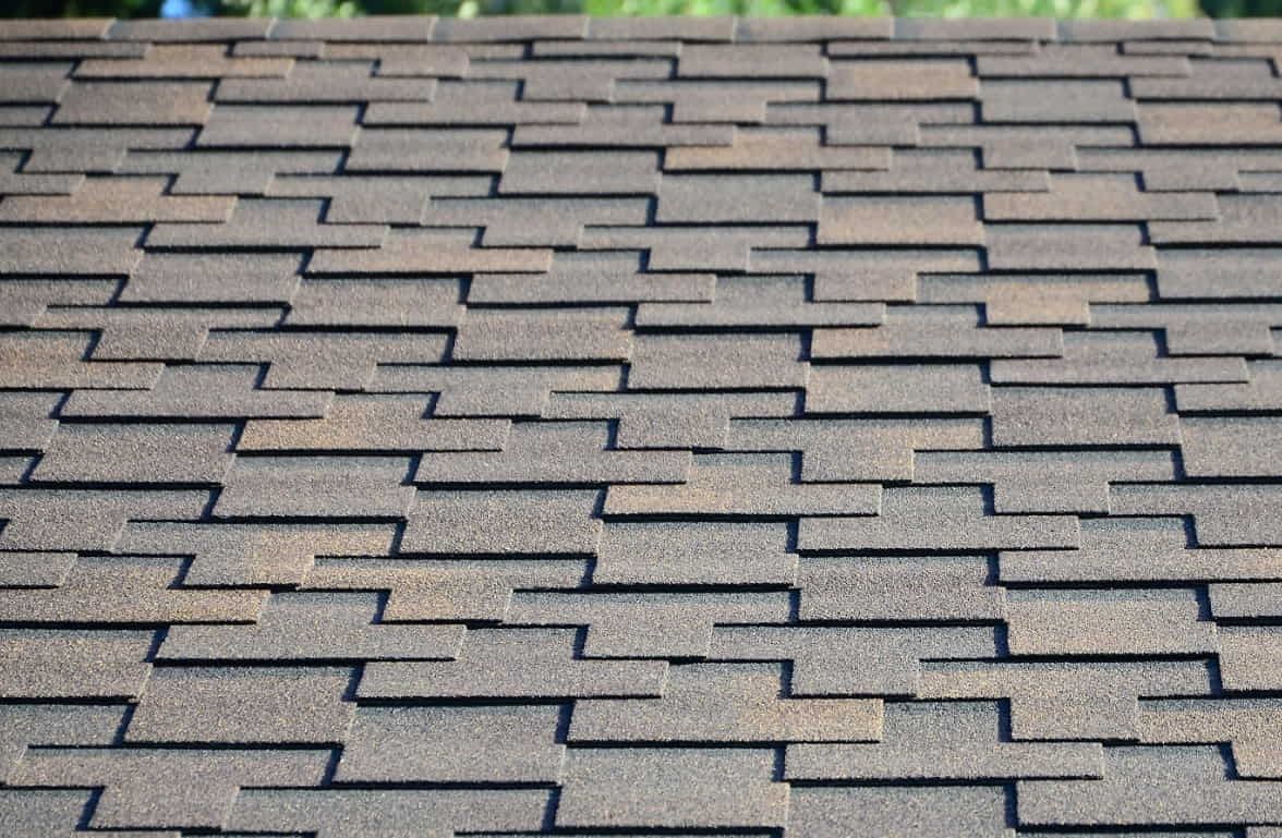 Close-up of luxury dimensional asphalt shingles