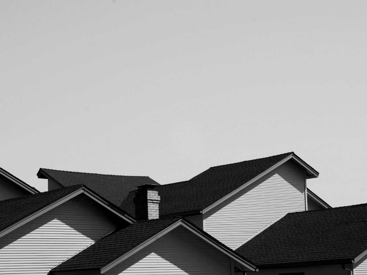 Well-built roofing helps extend the roof's lifespan