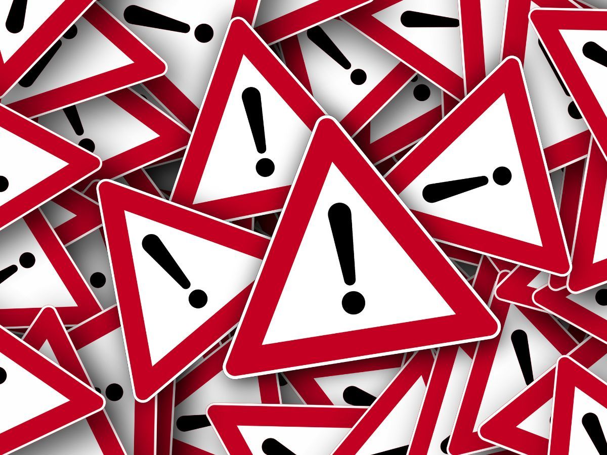 Warning signs about using low-quality 3-tab shingles